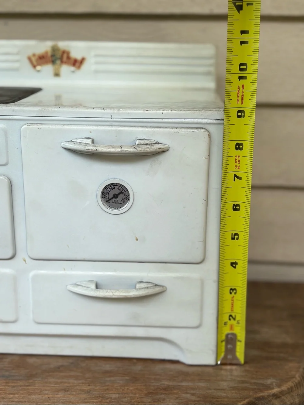 VTG Little Chef toy stove from the 1930s or 1940s